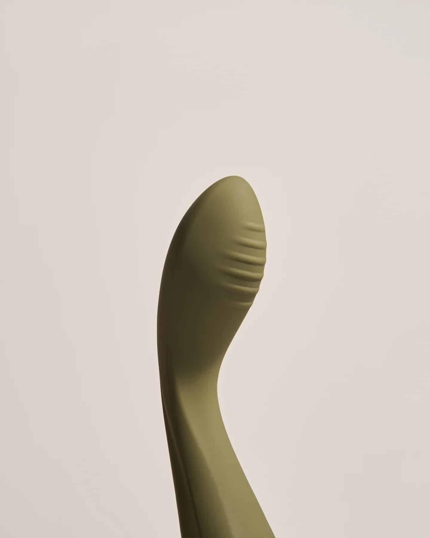 Vibrador-puntog-dildo-clitoris-meibi-lili_1440x1800